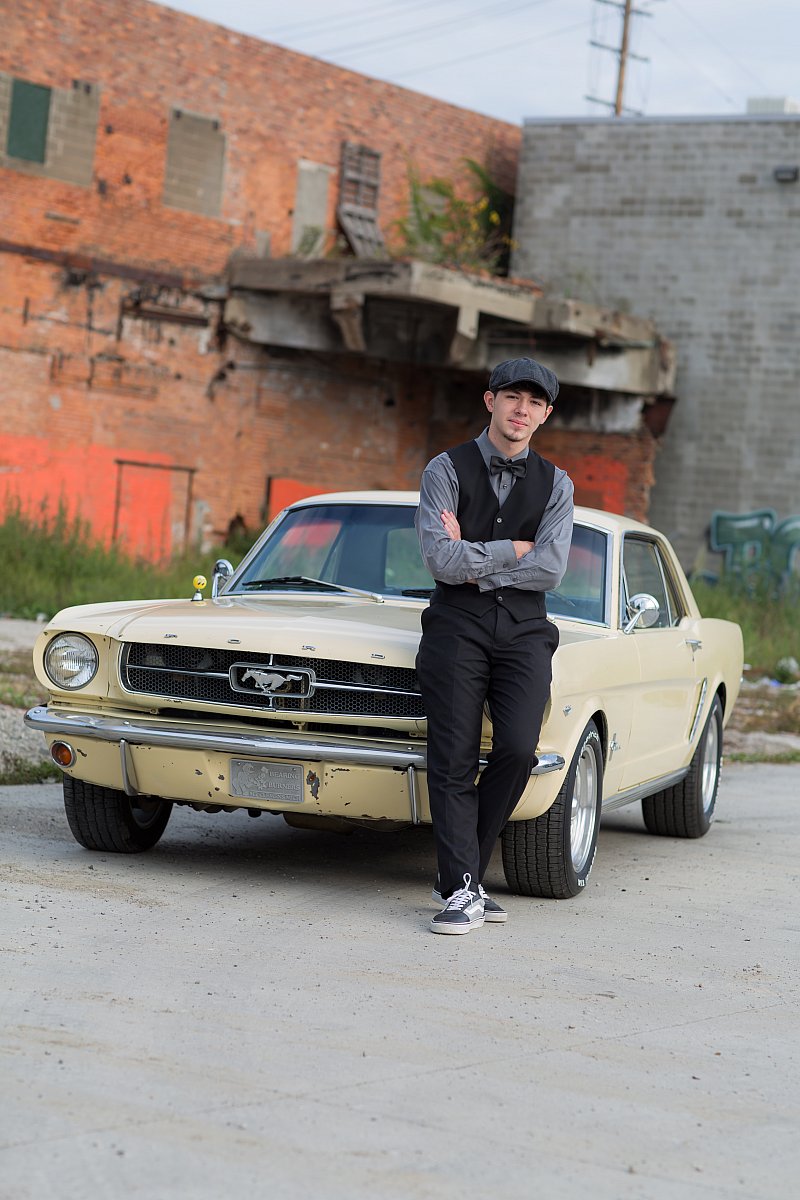 Senior pictures with car Mount Clemens photographer